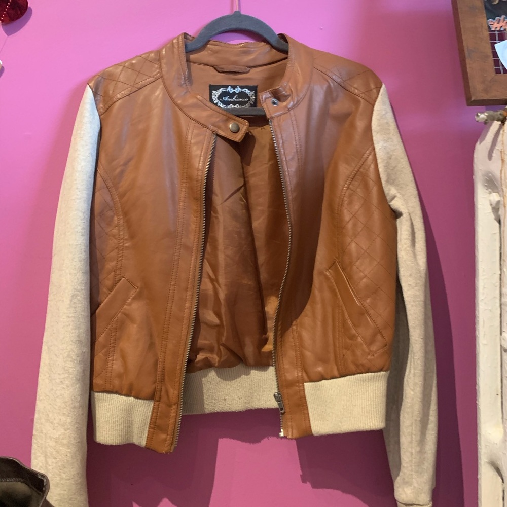 Jacket - Picture 2 of 5